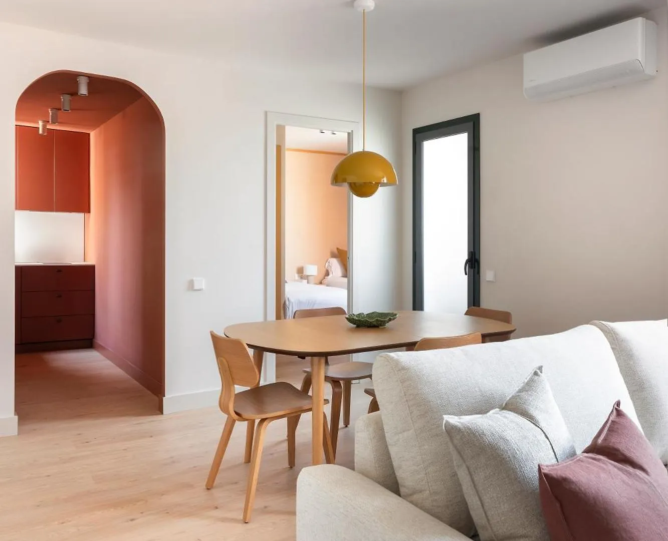 C211 Barcelona Apartments 0*,