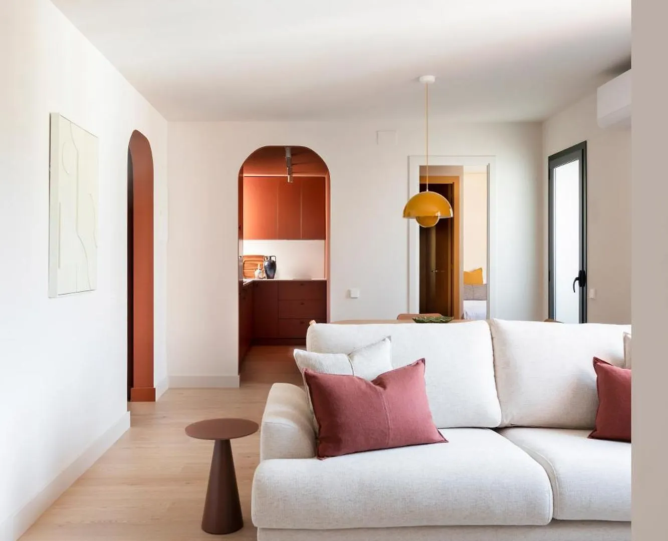 C211 Barcelona Apartments