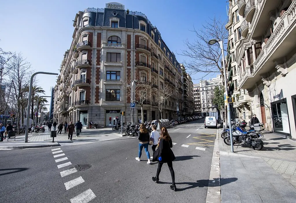 C211 Barcelona Apartments