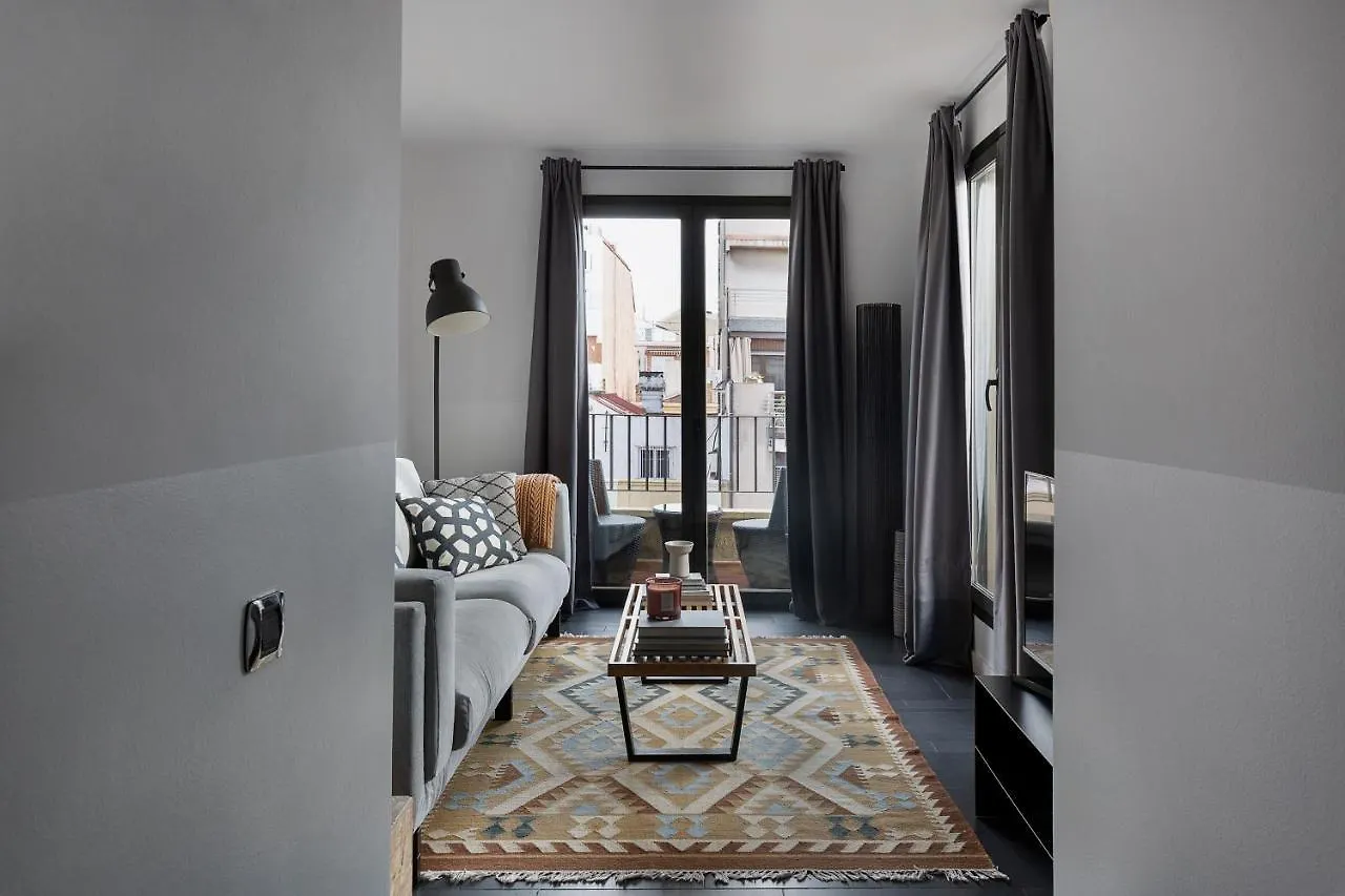 C211 Barcelona Apartments