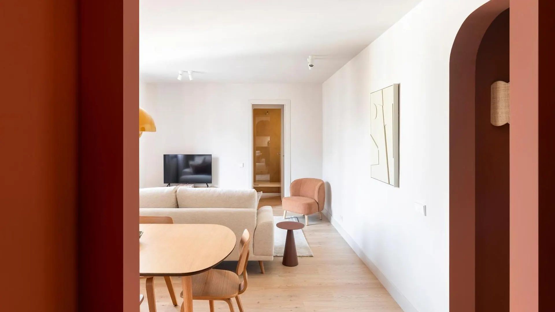C211 Barcelona Apartments